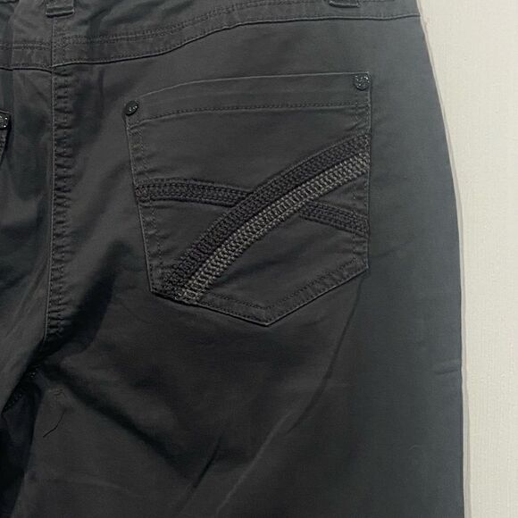 Style & Co. Cotton spandex gray pants zipper up on the bottom legs size 10 - Picture 9 of 13